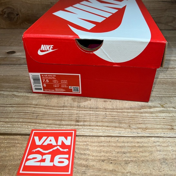 NEW: Nike Women’s Air Max 90 Valentines Day Pink Prime Sneaker: DQ7783-600 - Picture 7 of 9